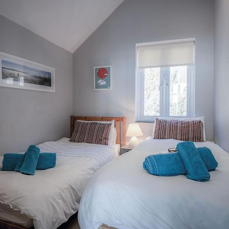 Ewyn Y Don - 2 Bedroom Apartment - Pendine Zewnętrze zdjęcie