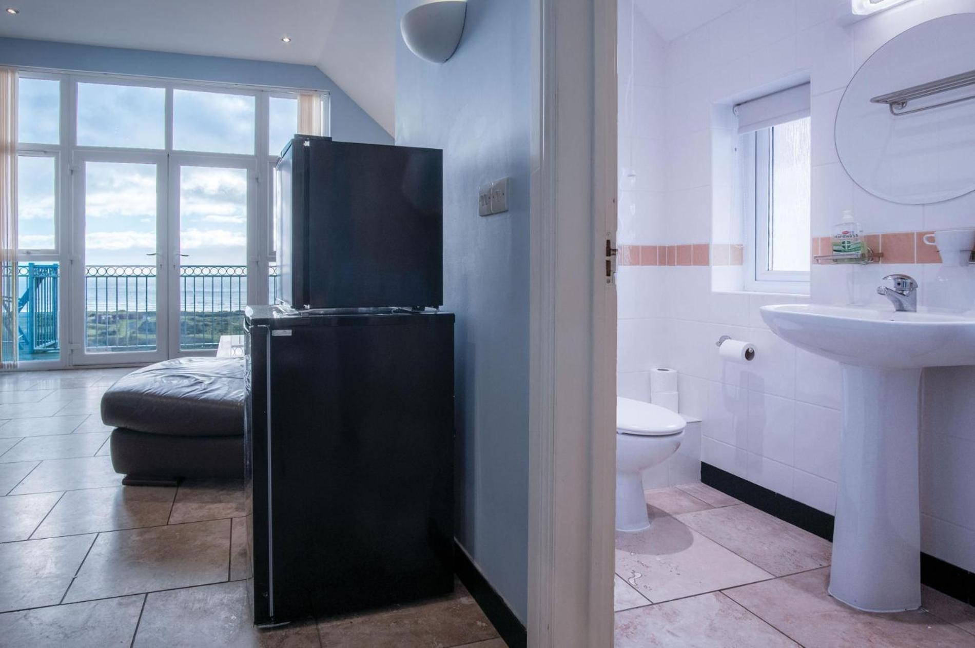 Ewyn Y Don - 2 Bedroom Apartment - Pendine Zewnętrze zdjęcie