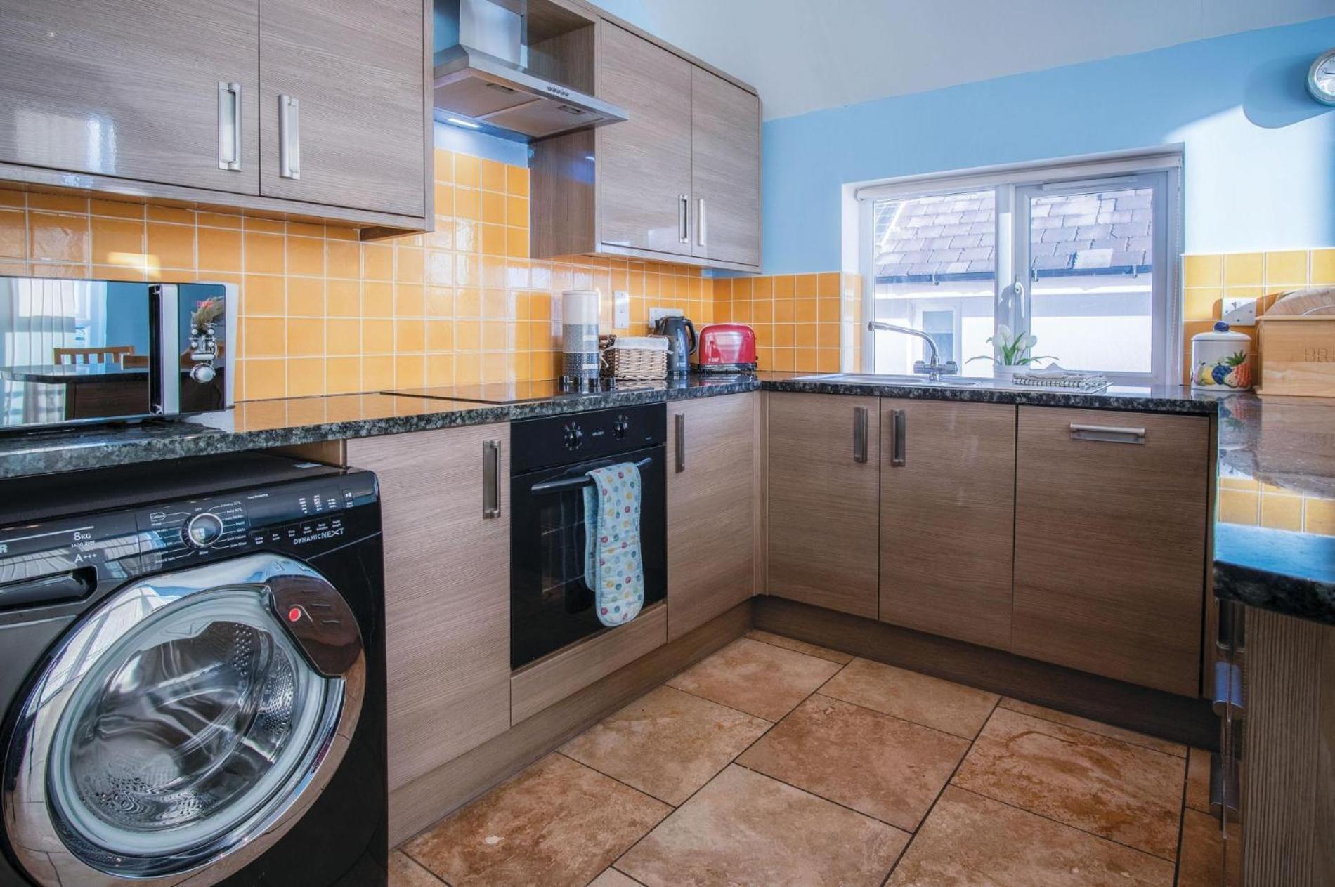 Ewyn Y Don - 2 Bedroom Apartment - Pendine Zewnętrze zdjęcie